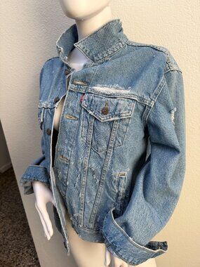 Levi's Distressed Denim Trucker Boyfriend Jacket XL 90s Grunge